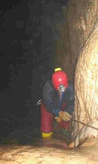 Robin makes use of my rope to climb back up the Great Gour